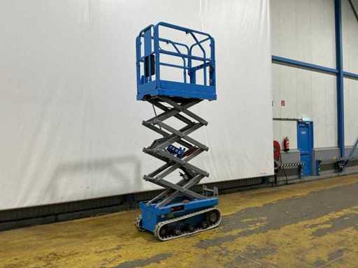 Pronteq FS0507T Caterpillar aerial platform