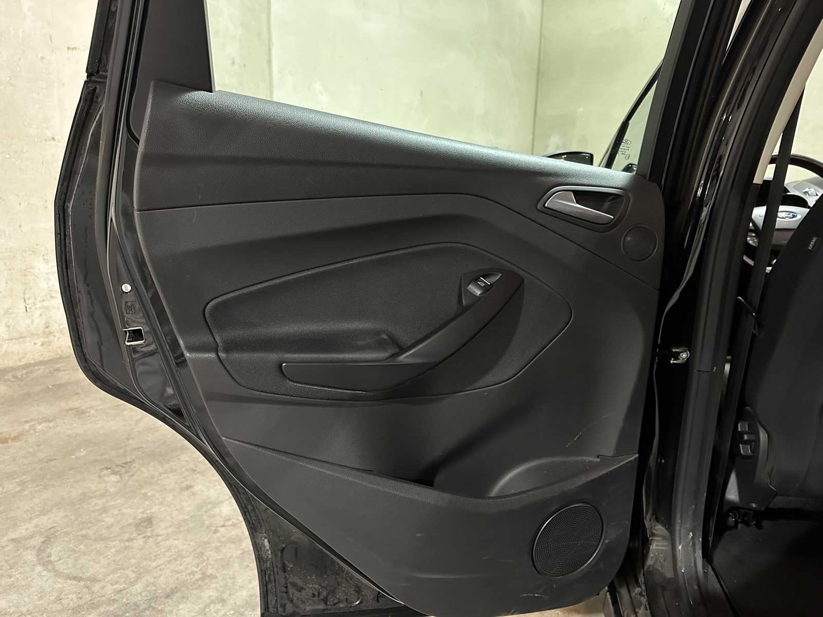 Ford C-Max 1.0 Trend 125pk 2018 (Origineel-NL + 1e Eigenaar), RZ-666-H