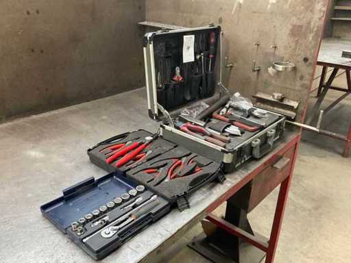 Série d’outils manuels