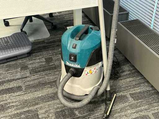 Aspirateur industriel Makita VC2512L
