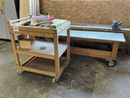 Mobiele houten werktafel + houten werkkar (2x)