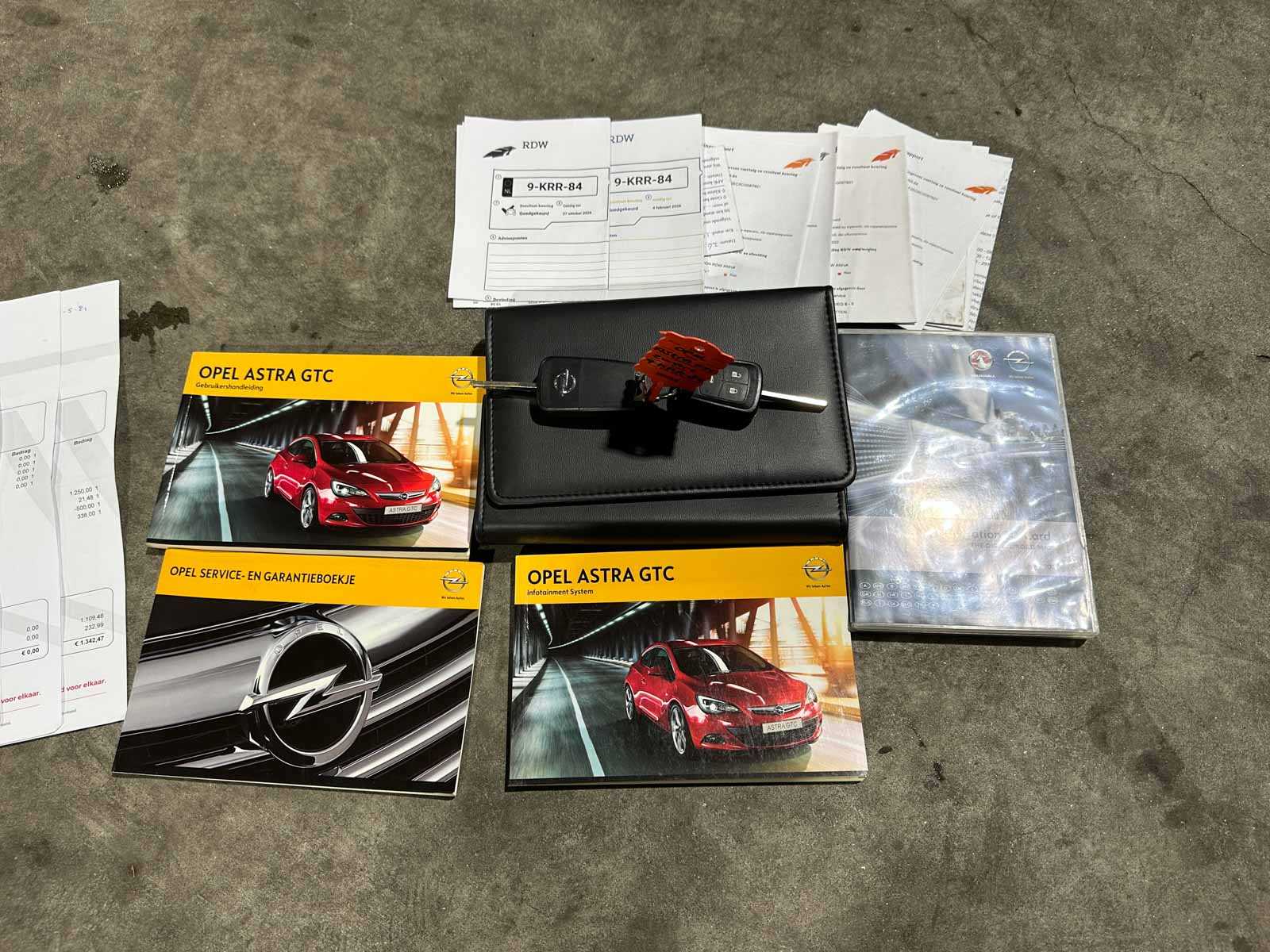 Opel Astra GTC 1.4 Turbo Sport 140pk 2013 (Origineel-NL), 9-KRR-84