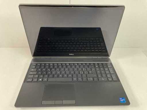Dell Precision 7560 15,6", Core(TM) i7 11. generacji, 32 GB RAM, 1 TB NVMe, NVIDIA RTX A2000 4 GB Laptop
