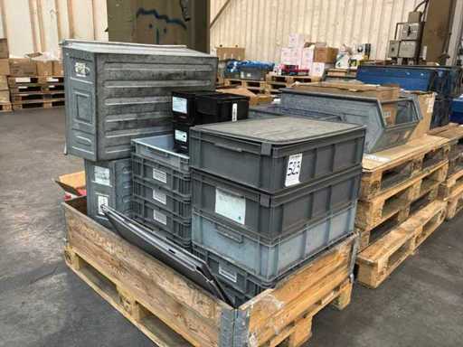 Various storage bins (17x)