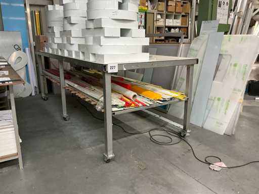 Verrijdbare werktafel