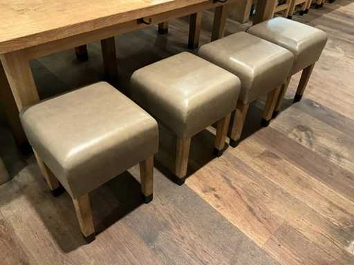 Cabine - Sgabello in legno con seduta in pelle (6x)