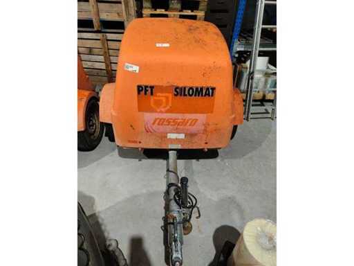 SILOMAT - C140 – Pumpe zum Transport von Putz und Mörtel mit Anhänger