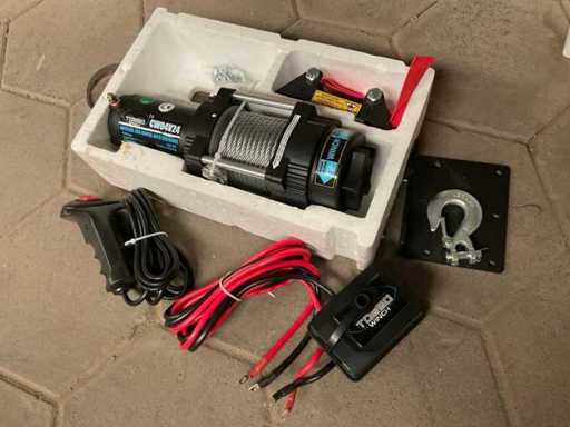 Trunchi CW04V24 troliu auto