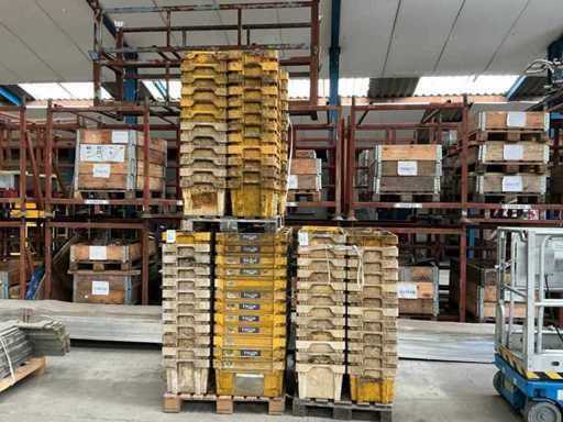 Plastic containers (144x)