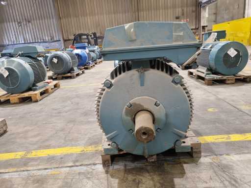 Silnik elektryczny ABB HXR 315L 4/8 V6 W 120KW