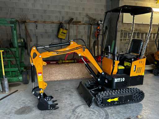 HT10 Mini Excavator 2025