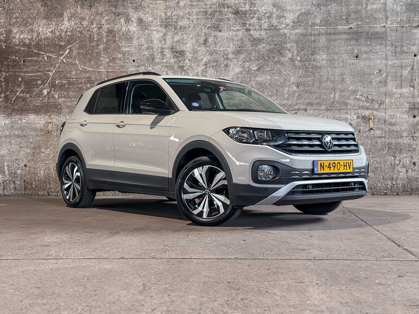 Volkswagen T-Cross 1.0 TSI Life 110pk 2021 (Origineel-NL), N-490-HV