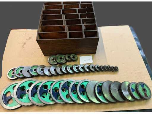 UNKNOWN INTERCHANGEABLE WHEELS NO. 4 set of interchangeable wheels