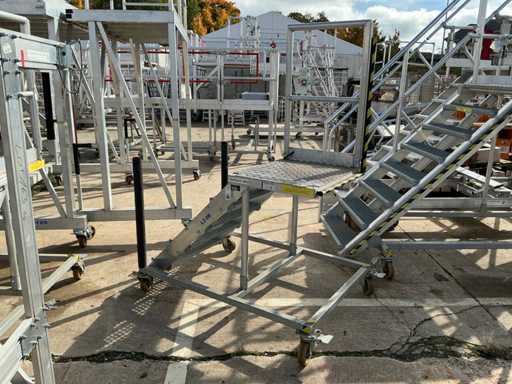 (2x) XAVER MAK - 2022 - Scala a piattaforma, mobile 