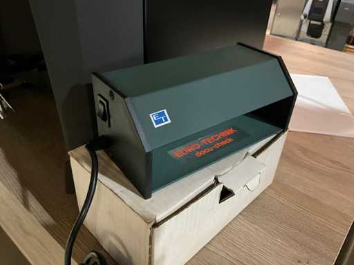 Euro-technik Docu-check Testlampe