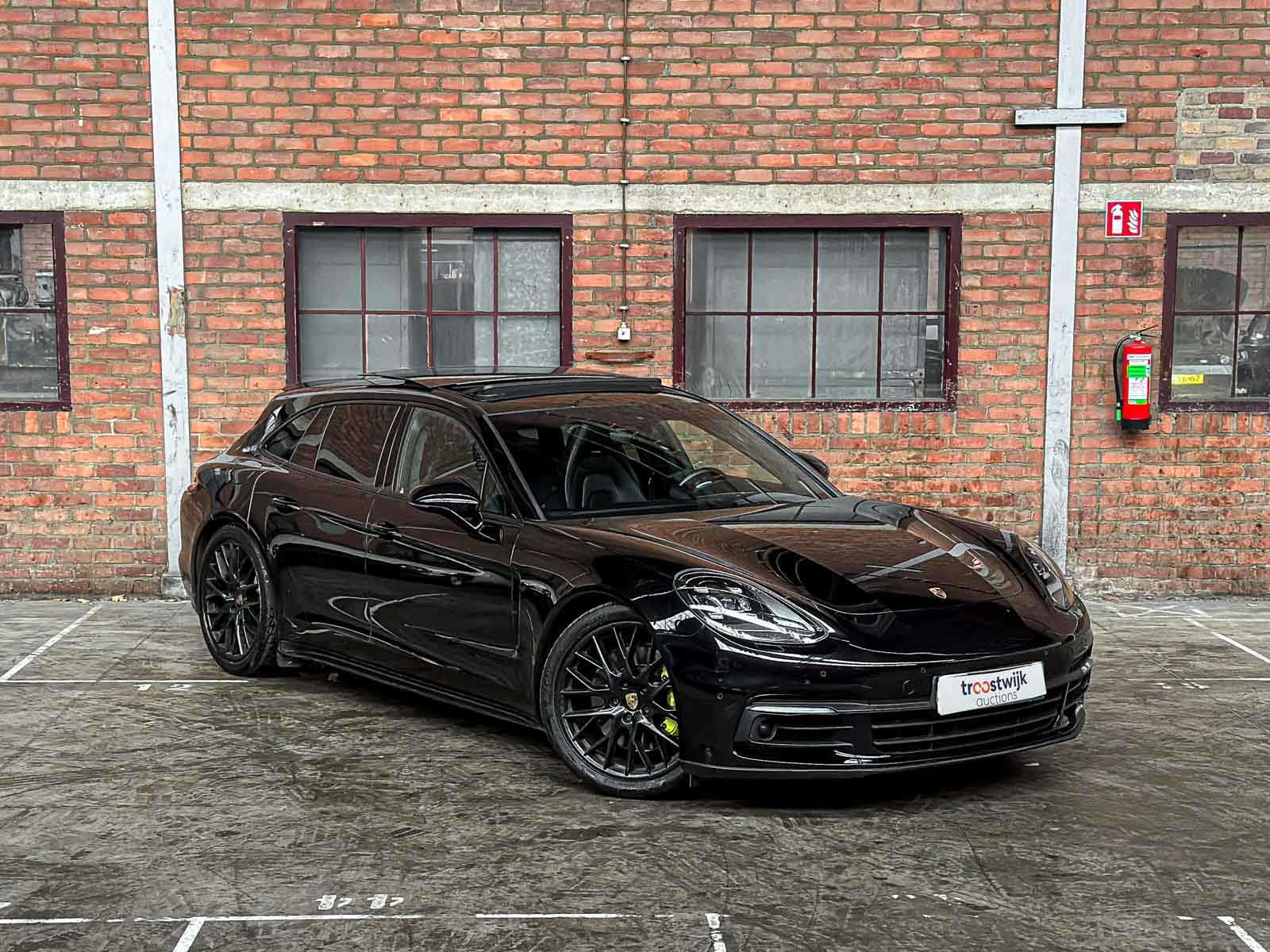 Porsche Panamera Sport Turismo 4 E-Hybrid Executive 2.9 V6 462pk 2018 Sport-Chrono, G-856-XL