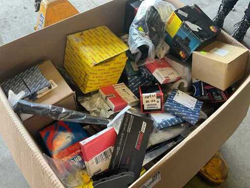 Bosch / Nipparts / Mann / Sachs / Depo - palette de mélange - Autres pièces automobiles (91x)