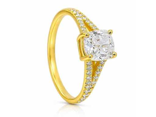 Luxe natuurlijke diamanten ring 1,71 karaat in 18 karaat geel goud
