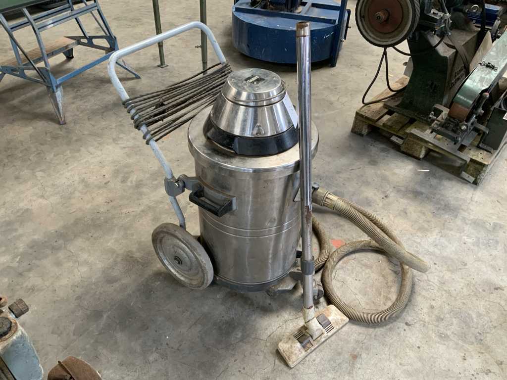 Taski SII Industrial Vacuum Cleaner