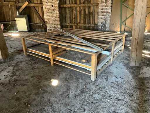 Deep-freeze sliding door