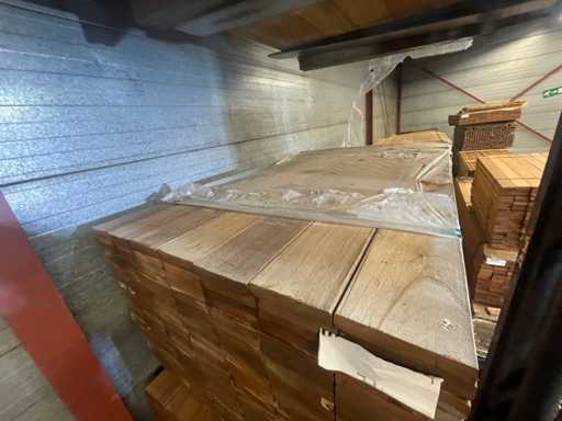 Guyana Teak planken geschaafd 1550x140x25mm (168x)
