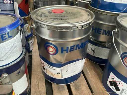Hempel / Nassau Diverses peintures pour bateaux (4x)