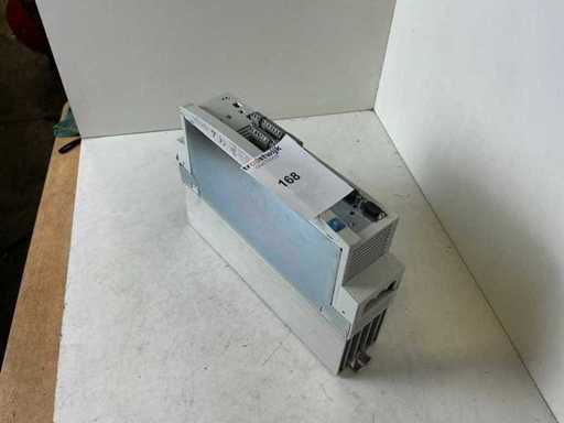 Lenze EVS9322-EP Frequenzwandler