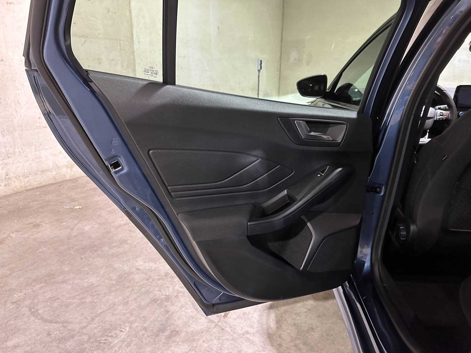 Ford Focus Wagon 1.0 Ecoboost ST-Line Business 125pk 2020 (Origineel-NL), J-369-BP