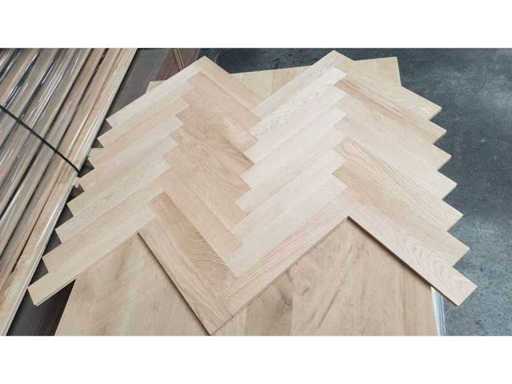 68,04 m² Massief eiken visgraatparket 16mm
