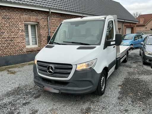 Véhicule commercial de remorquage Mercedes-Benz Sprinter