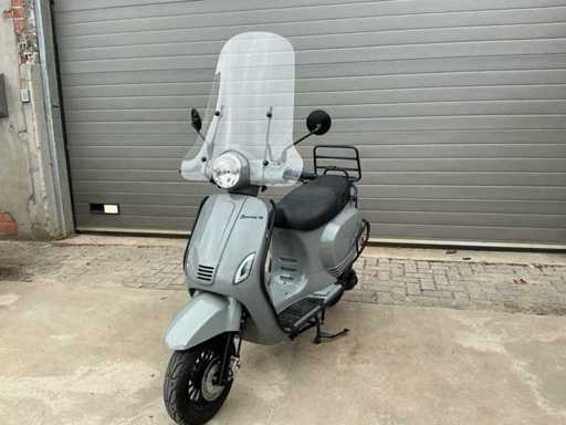 La Souris Sourini R Scooter