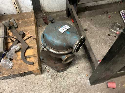 Gilles Altra parte della barca