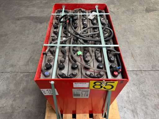 2018 AIM 48V 620Ah 4PzS620 Forklift électrique sans fil à batterie