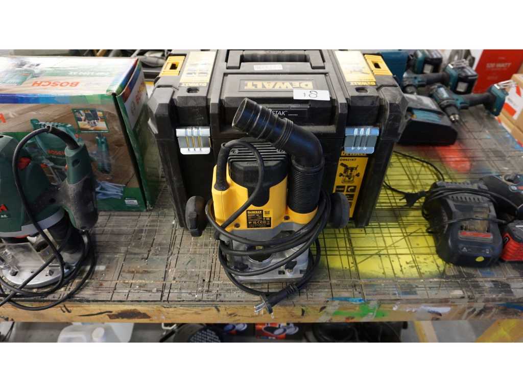 Dewalt cheap 18 router