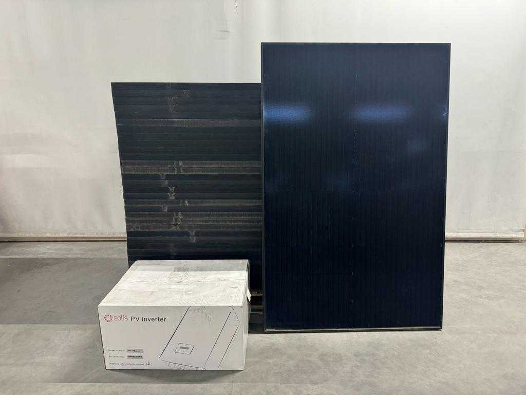 Izen - MP1720330 - set di 36 pannelli solari full black usati e 1 nuovo inverter Solis10.0 (trifase)