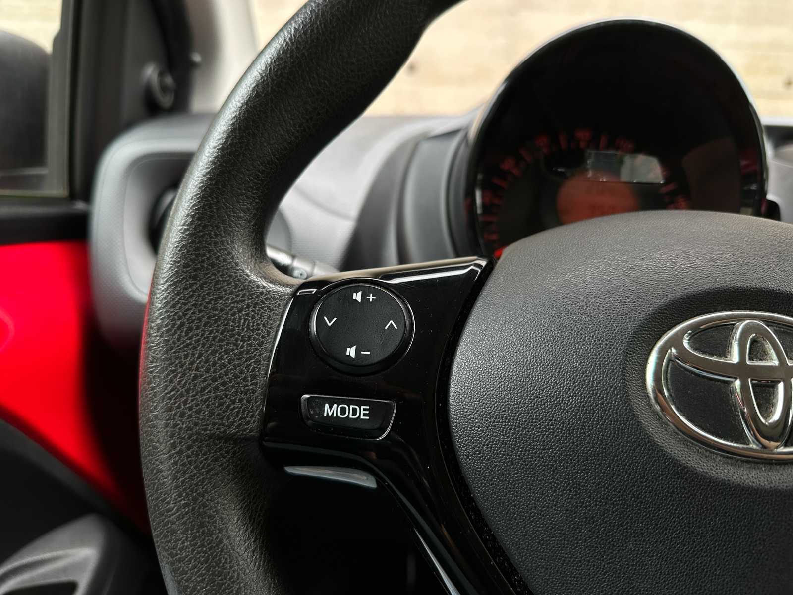 Toyota Aygo 1.0 VVT-i x 69pk 2018, KKX-65-L