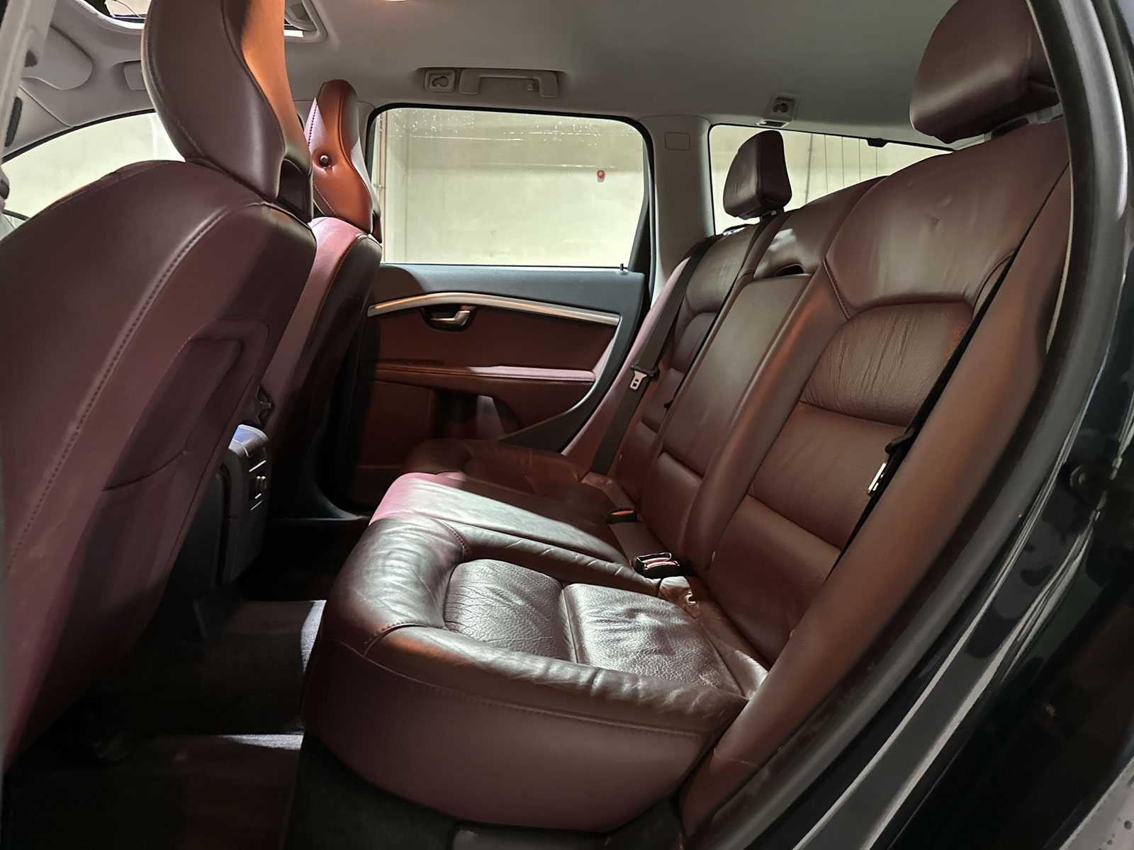 Volvo V70 1.6 T4 Limited Edition 179pk 2011 (Origineel-NL), 63-RSF-2