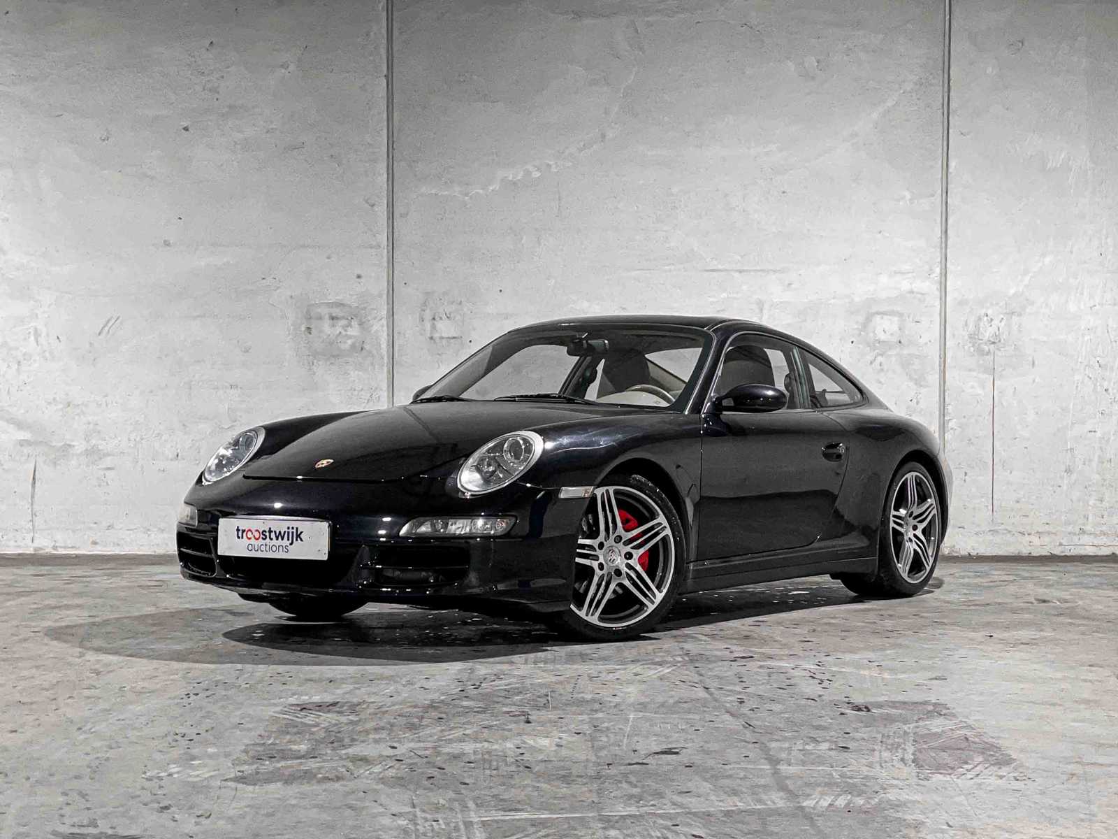 Luxury, sports and classic cars te Tiel