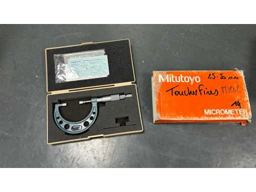 MITUTOYO 122-102 Mitutoyo Special Outdoor Micrometer 25–50 mm