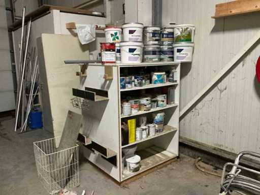 Opbergkast met inhoud (2x)