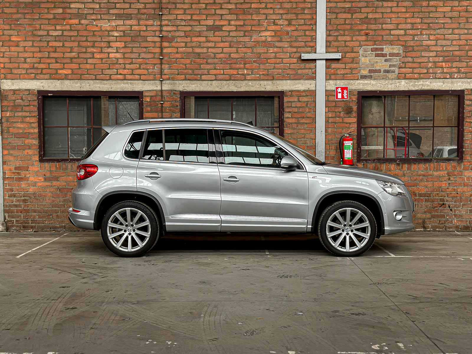 Volkswagen Tiguan 2.0 TSI Sport&Style 4Matic R-Line 170hp 2010, 21-KJR-3 Youngtimer