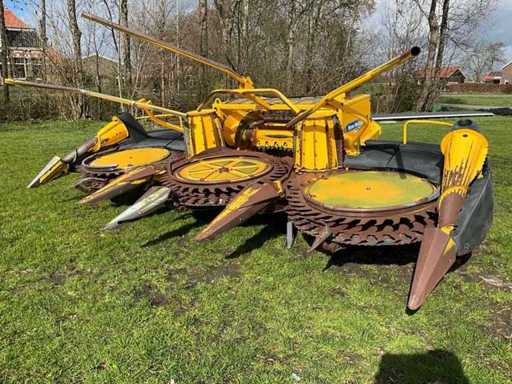 Pièce jointe du maïs New Holland 901 2006