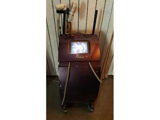 Dermatologischer Laser für die Gesichtskontur ALMA LASER Gesichtskontur