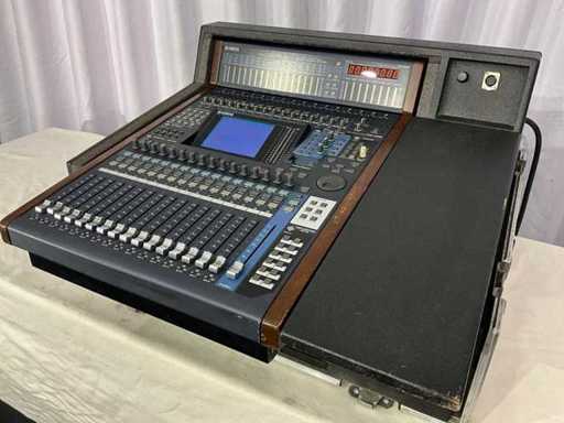 Cyfrowa konsola mikserska Yamaha DM 1000