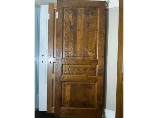 Drzwi wewnętrzne z litego drewna