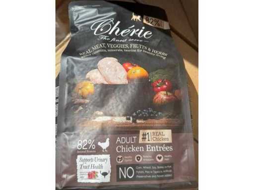 Pacchetto da 12 sacchetti di crocchette per gatti adulti del peso di 2 kg