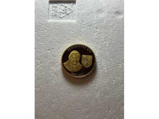 Vaticaanse Herdenkingsmunt Benedictus XVI