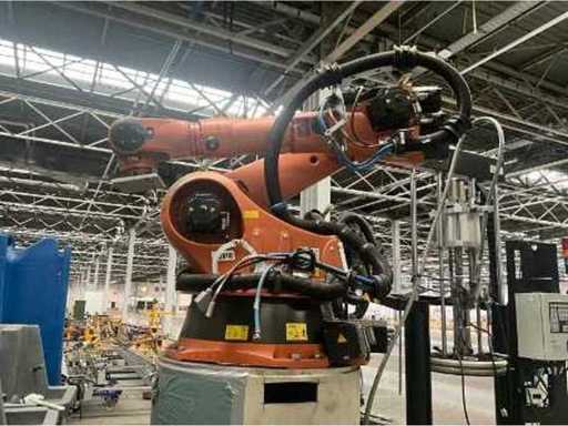 Components, robots, welding equipment