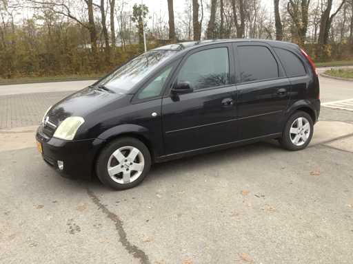 2004 Opel Meriva 1.6-16V Cosmo Personenauto