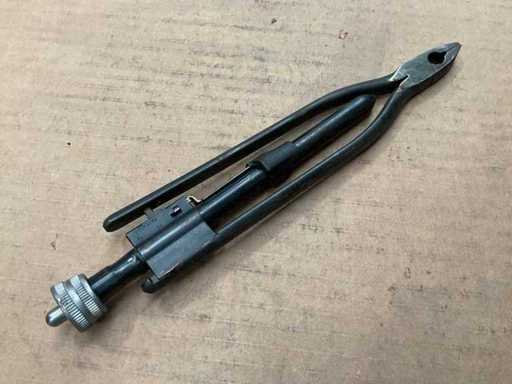 Szczypce Armstrong 68-178 z blokadą drutu (2x)